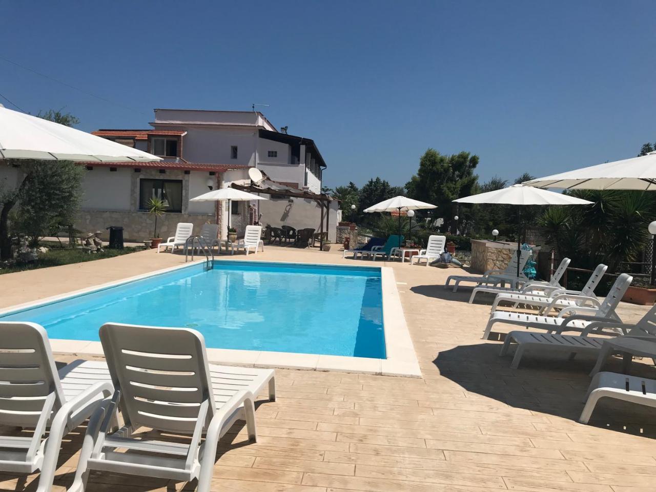 Agriturismo Azzarone Vieste Eksteriør billede